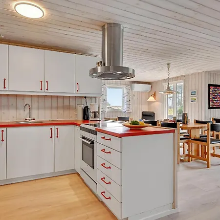 Dom wakacyjny Beautiful In With Wifi *